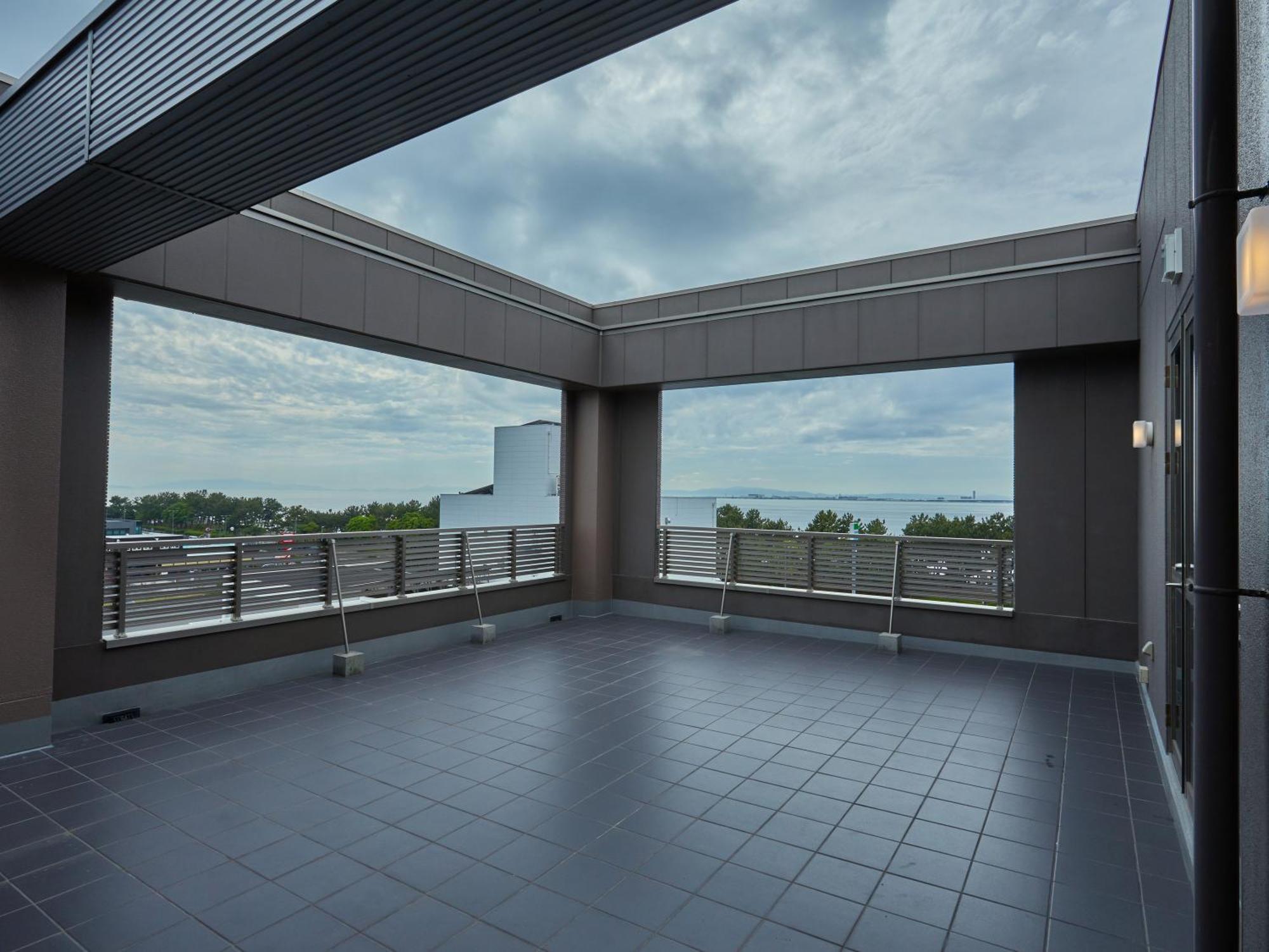 Ez Kansai Airport Seaside 4* Izumisano